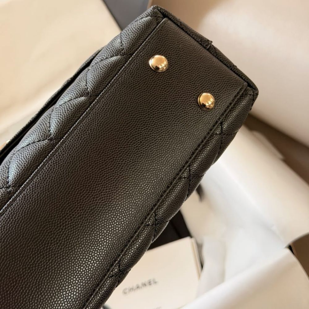 Chanel Trendy Cc Top Handle Bag Python Black 23Cm - Image 5