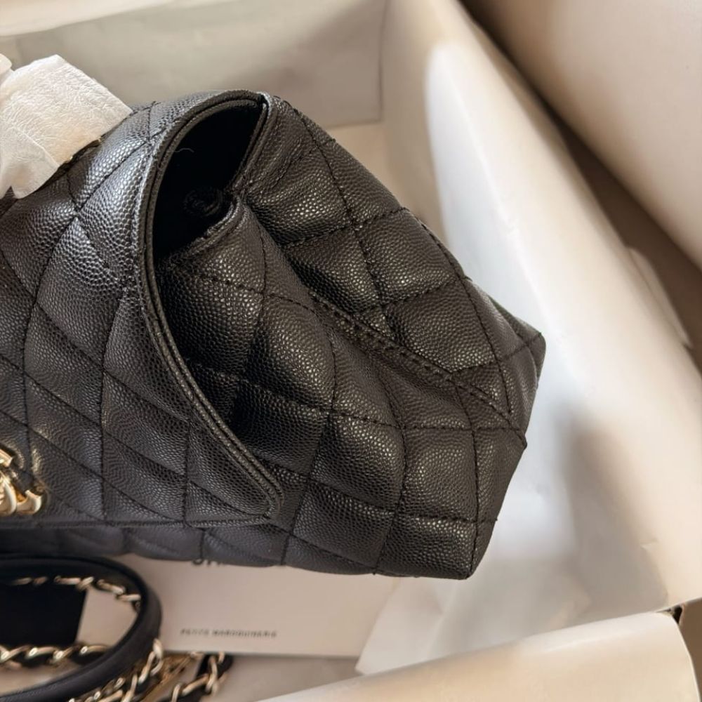Chanel Trendy Cc Top Handle Bag Python Black 23Cm - Image 6