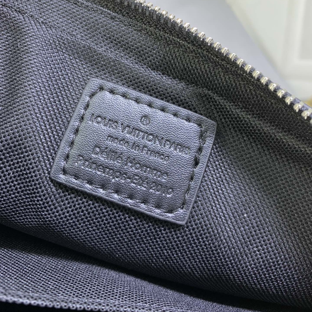 Louis Vuitton Trio Messenger Bag Damier Canvas Black 25Cm N50017 - Image 9