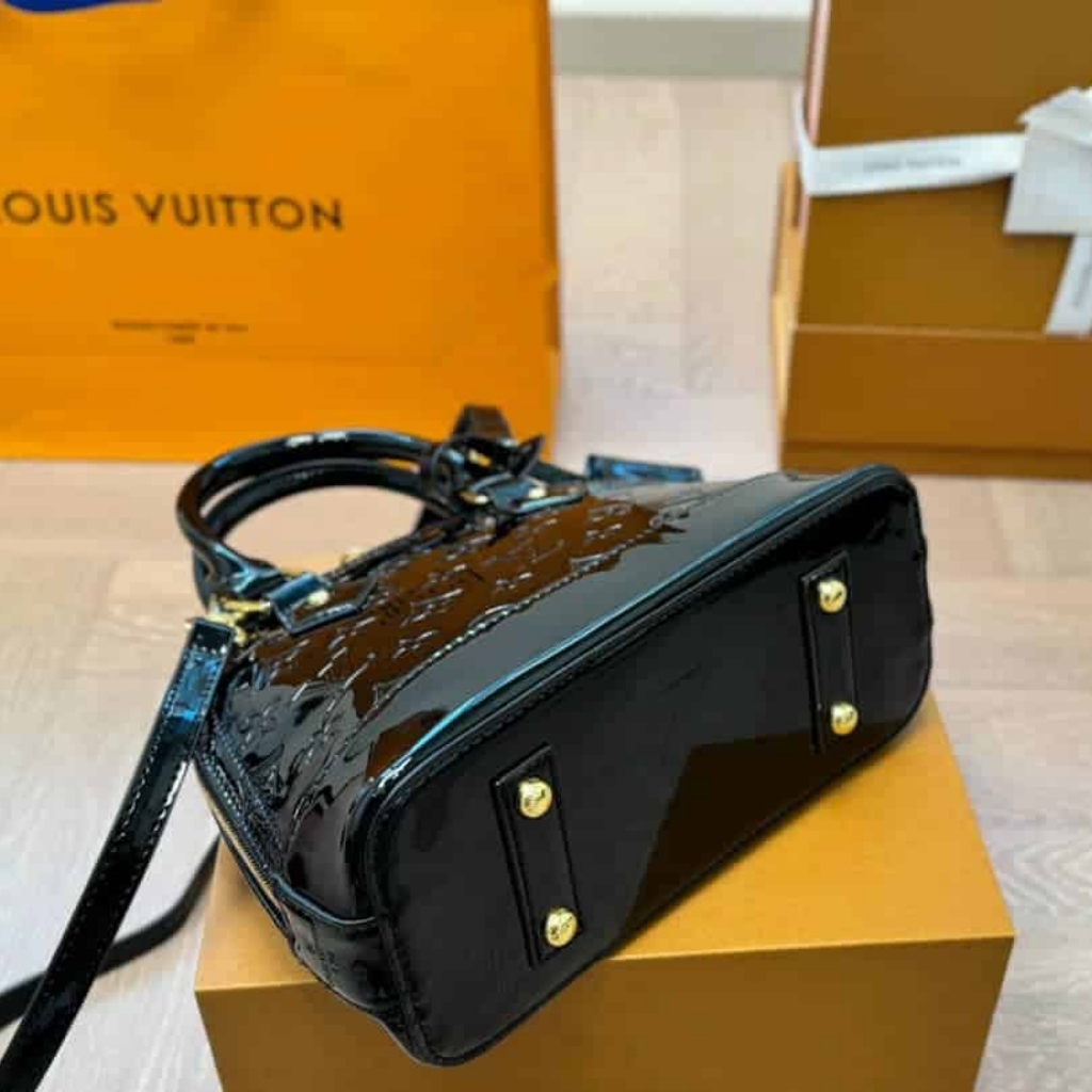 Louis Vuitton Alma BB Varnished Epi Leather Black 23Cm - Image 5