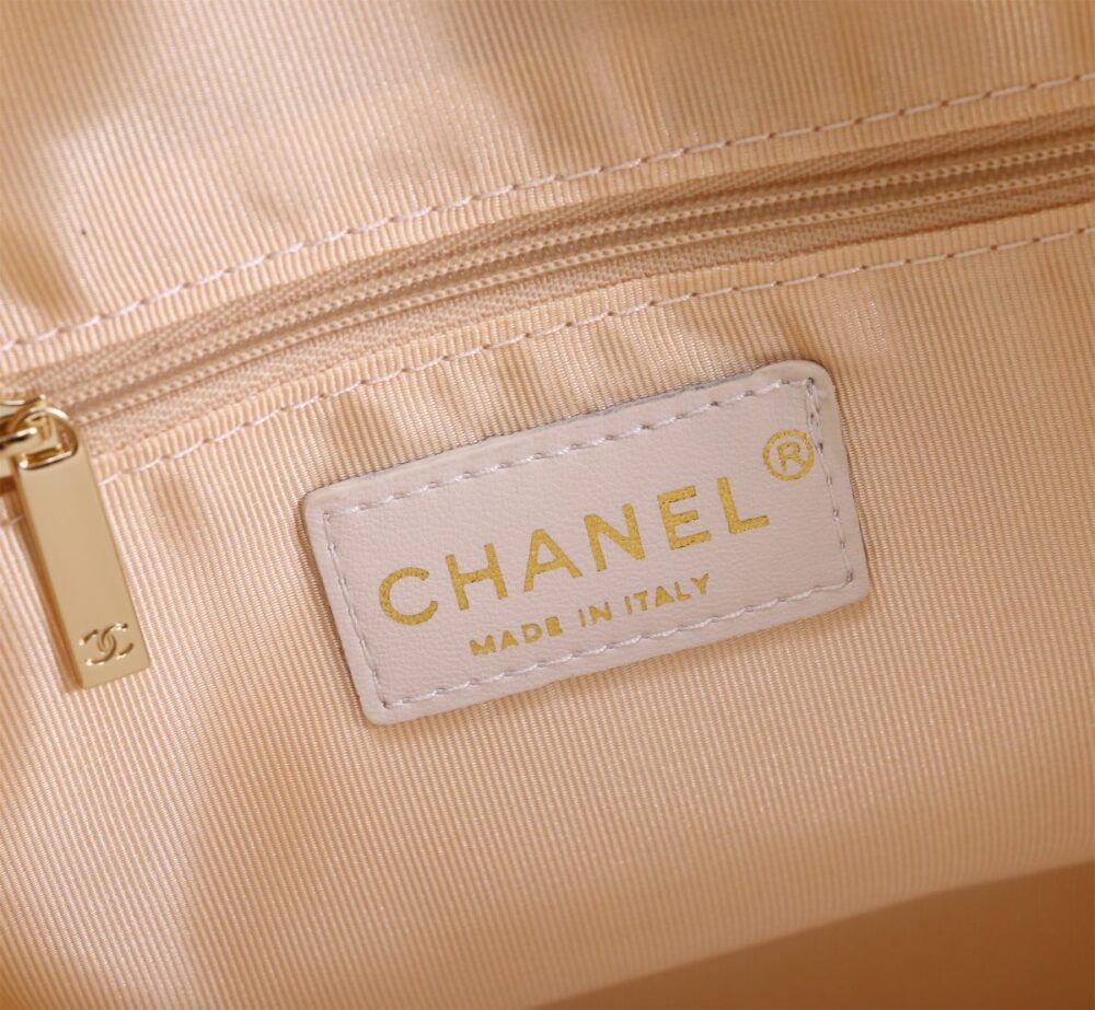 CHANEL MAXI HOBO BAG BLACK LEATHER AND GOLD TONE METAL WHITE 28CM AS4339 - Image 7