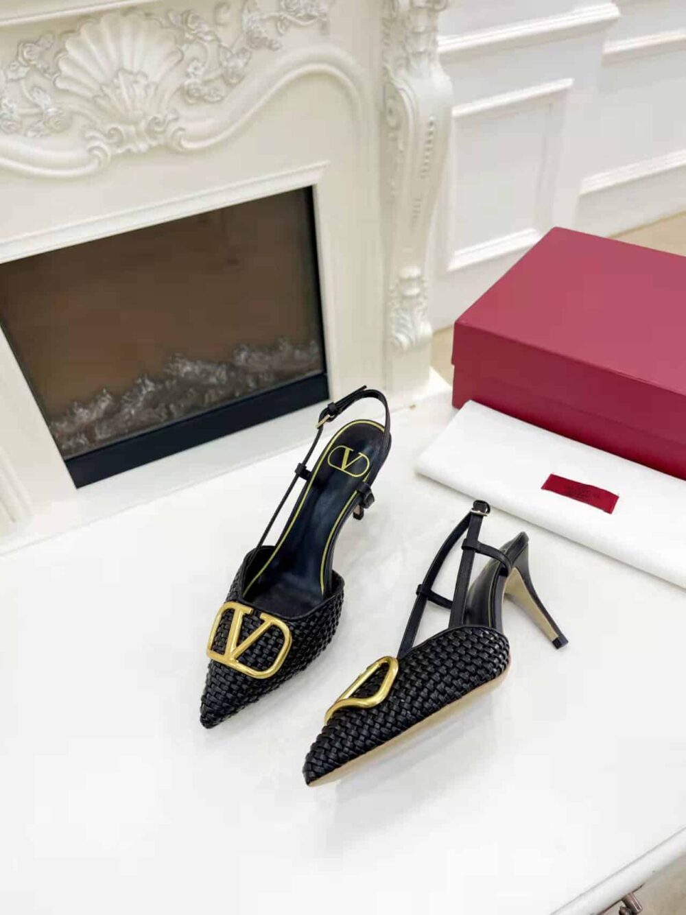 VALENTINO GARAVANI VLOGO WOVEN LEATHER SLINGBACK PUMPS BLACK - Image 7