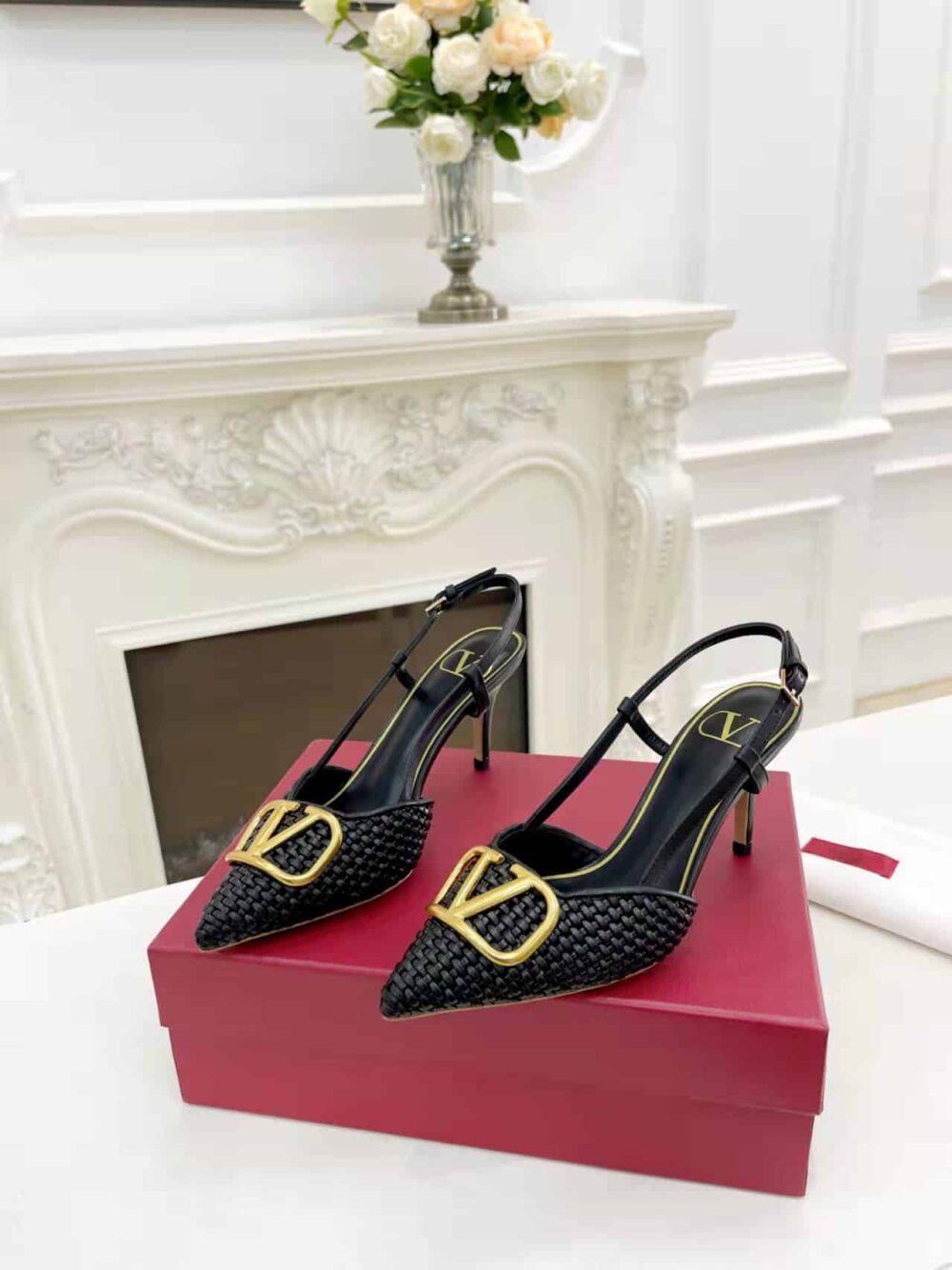 VALENTINO GARAVANI VLOGO WOVEN LEATHER SLINGBACK PUMPS BLACK - Image 4