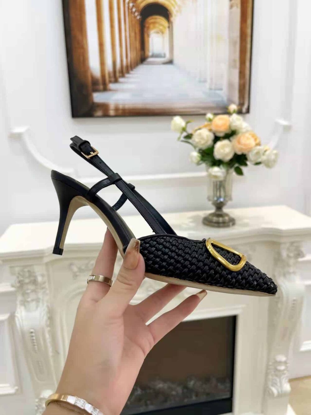 VALENTINO GARAVANI VLOGO WOVEN LEATHER SLINGBACK PUMPS BLACK - Image 2