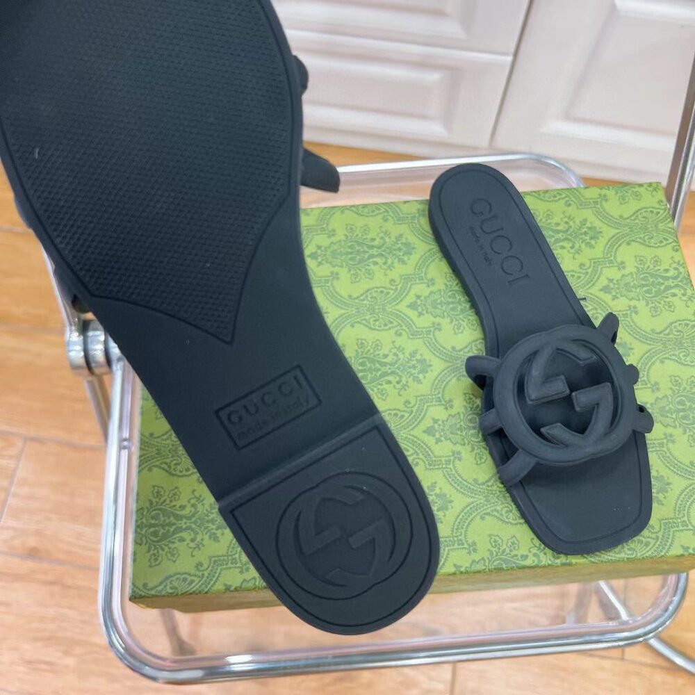 GUCCI WOMEN'S INTERLOCKING G SLIDE SANDAL BLACK ‎780307 J8700 1000 - Image 7