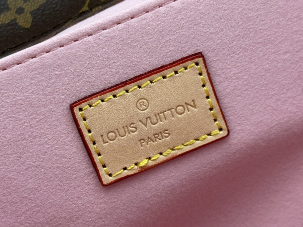LOUIS VUITTON POCHETTE MÉTIS MONOGRAM COATED CANVAS 25CM M47203 - Image 9