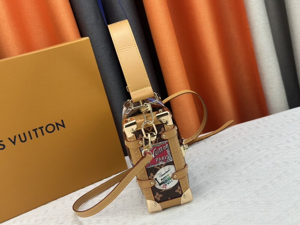 LOUIS VUITTON SIDE TRUNK MM FLIGHT MODE GASTON MONOGRAM 21CM M47085 - Image 6