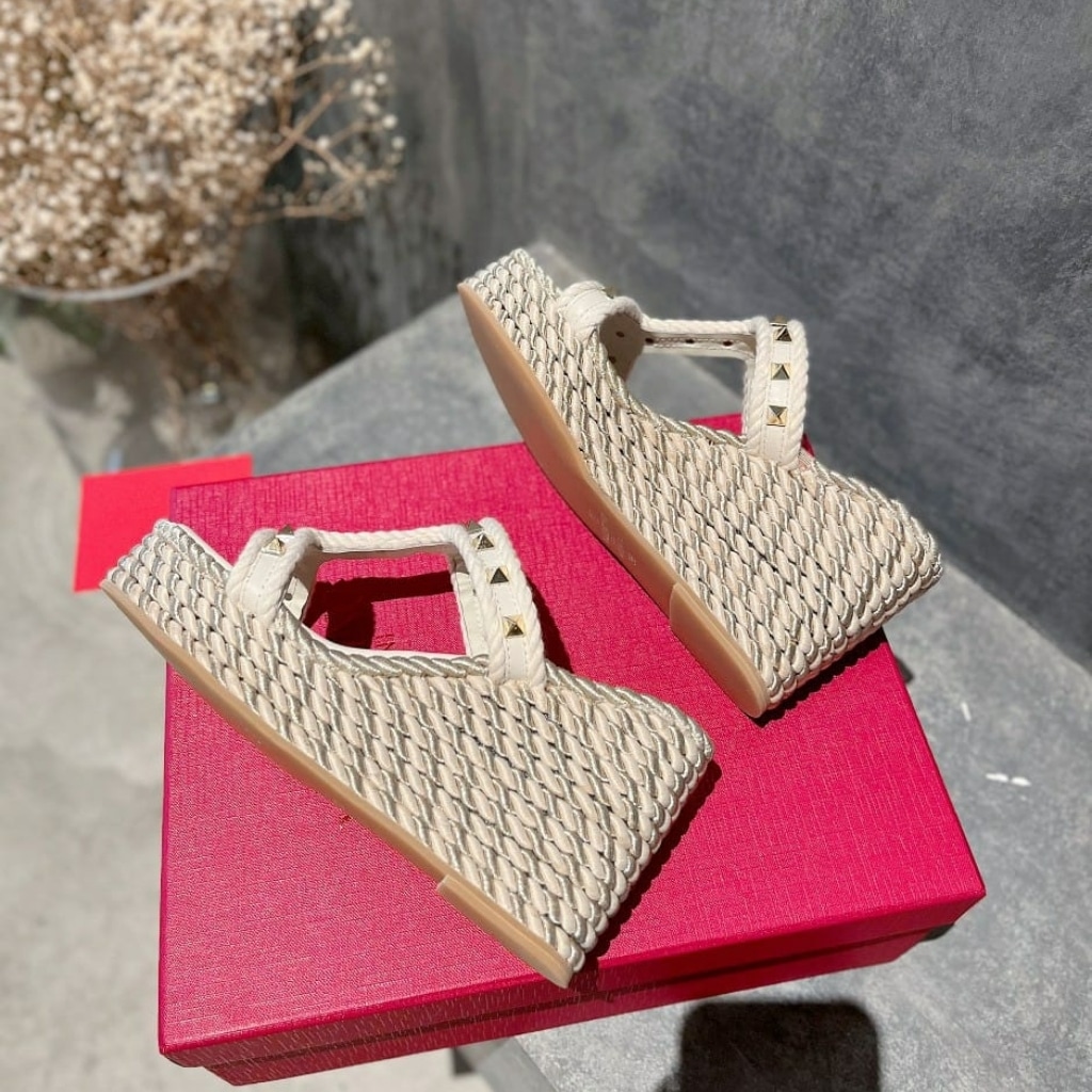 Valentino Rockstud Laminated Nappa Wedge Sandal Natural 4W2S0GI5DYM YBS - Image 6
