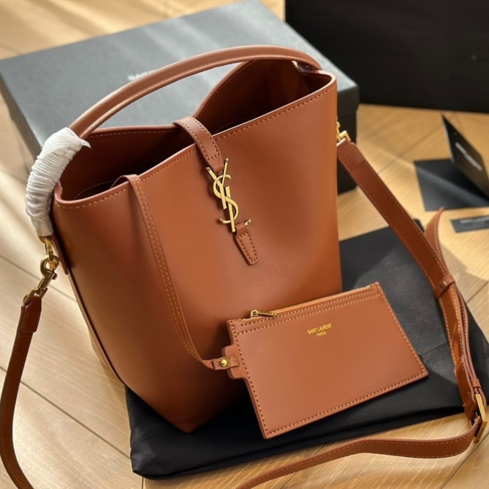 SAINT LAURENT LE 37 IN SHINY LEATHER BROWN 25CM - Image 2