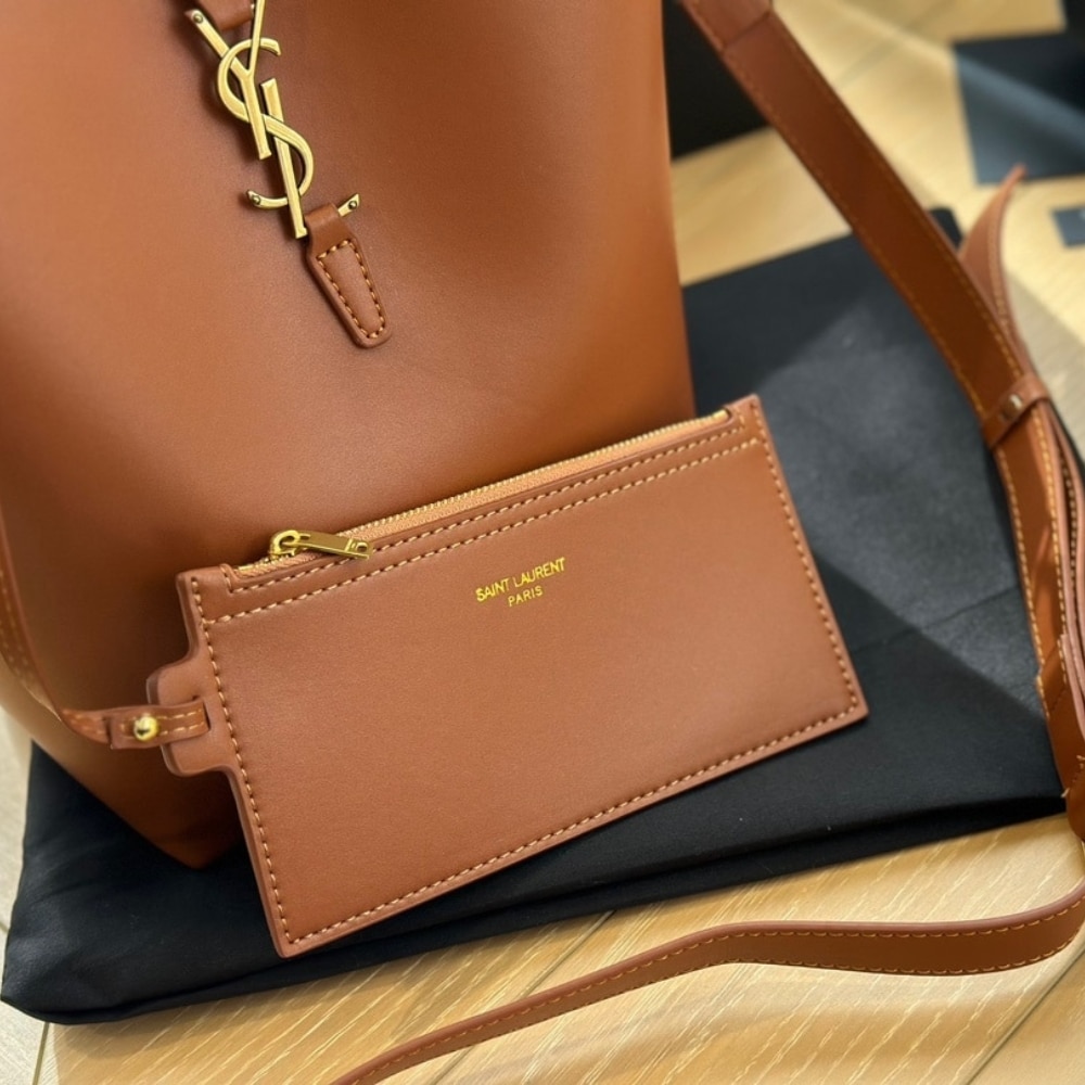 SAINT LAURENT LE 37 IN SHINY LEATHER BROWN 25CM - Image 4