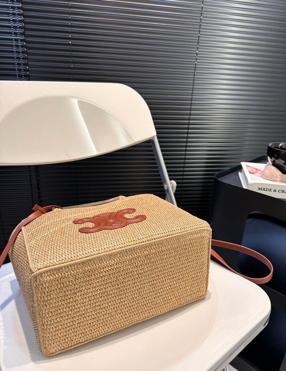 CELINE SMALL CABAS THAIS IN RAFFIA AND LEATHER TAN 27CM 116302FF7 04LU - Image 6