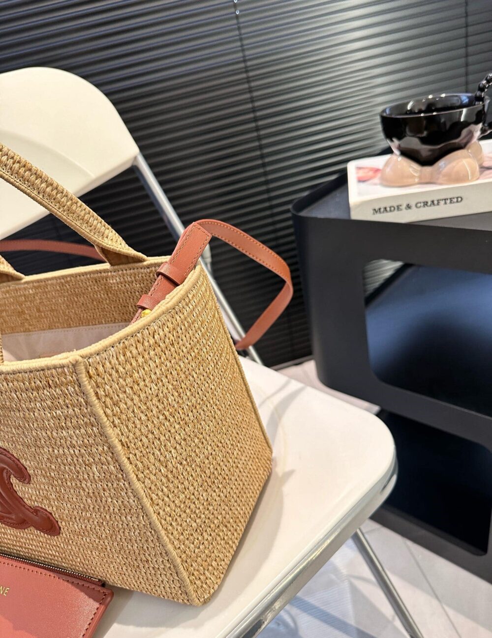 CELINE SMALL CABAS THAIS IN RAFFIA AND LEATHER TAN 27CM 116302FF7 04LU - Image 7