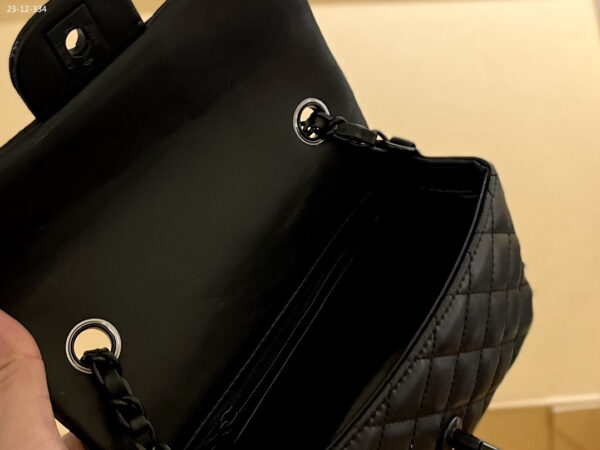 CHANEL FLAP BAG BLACK 20CM - Image 9