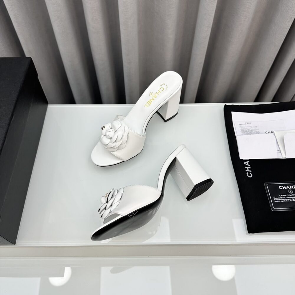 CHANEL CAMELLIA MEDIUM HEEL SLIPPERS WHITE - Image 5
