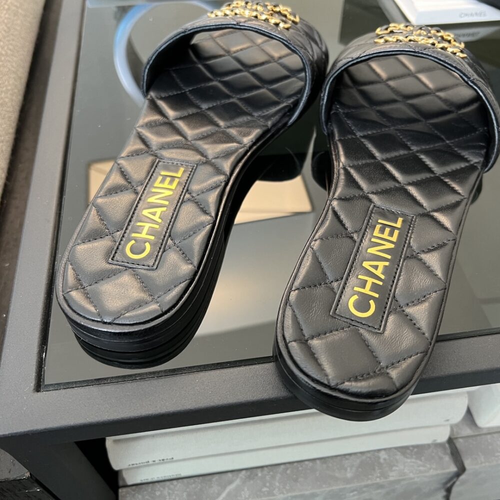 CHANEL 23P QUILTED CC CHAIN MULE SANDAL BLACK G39954 X56940 94305 - Image 4