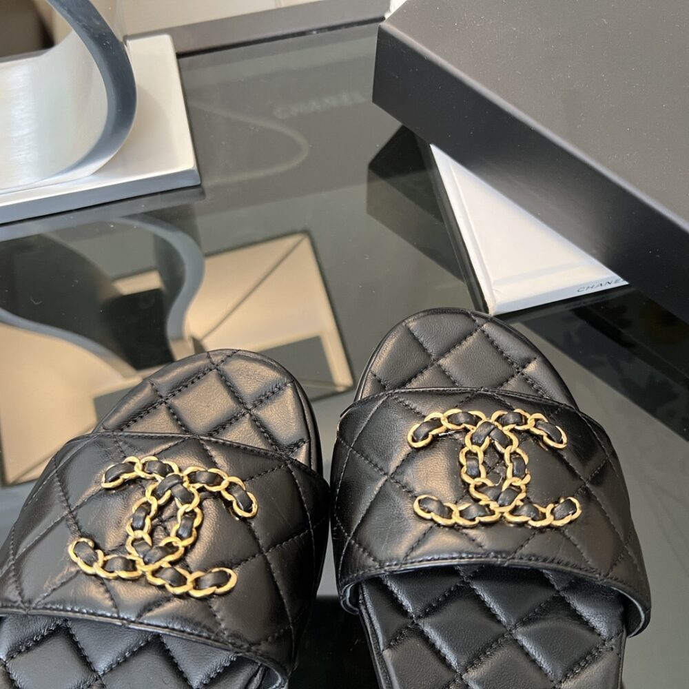 CHANEL 23P QUILTED CC CHAIN MULE SANDAL BLACK G39954 X56940 94305 - Image 5
