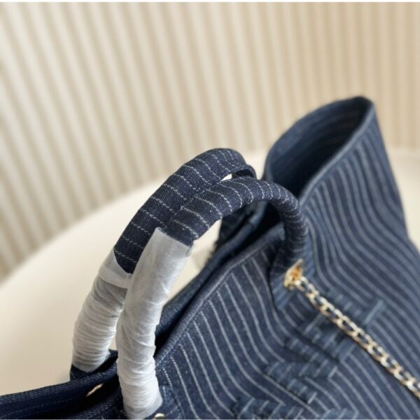 CHANEL SHOPPING BAG DARK BLUE 33CM AS3351 B17399 NZB99 - Image 6