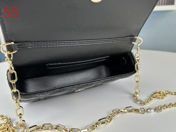 DIOR LADY DIOR PHONE POUCH BLACK 19CM S0977ONMJM900 - Image 8