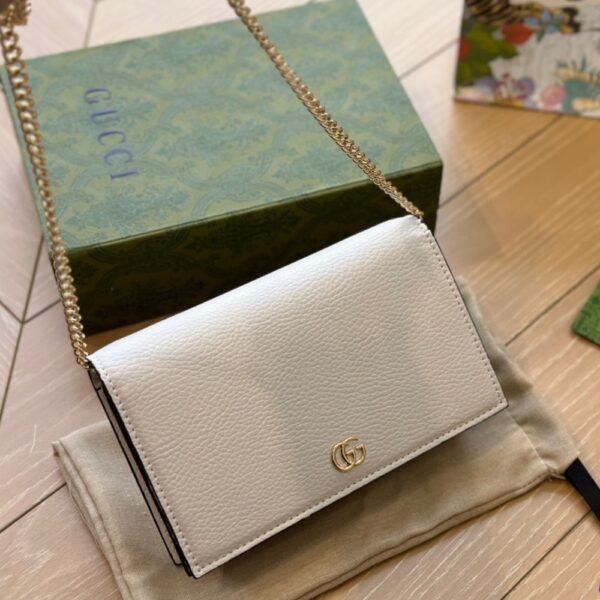 GUCCI GG MARMONT LEATHER MINI CHAIN BAG WHITE LEATHER 19CM - Image 2