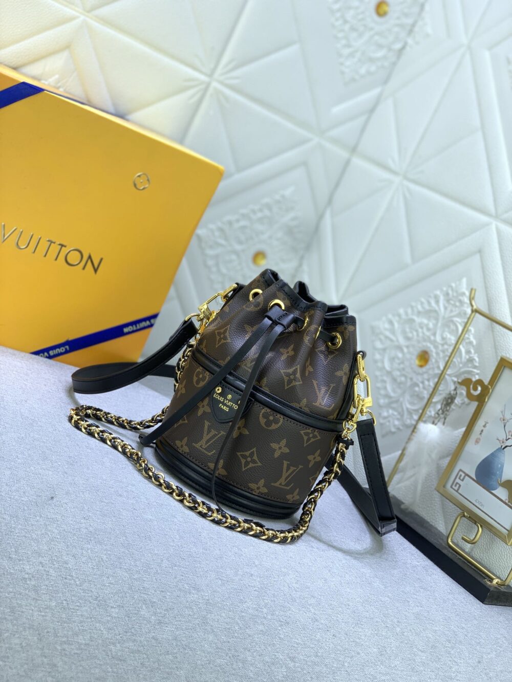 LOUIS VUITTON BUCKET MONOGRAM BAG BROWN 20CM - Image 2