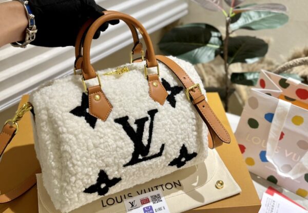 LOUIS VUITTON LV SKI SPEEDY BANDOULIÈRE 25 WHITE 25CM M23468 - Image 2