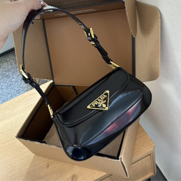 PRADA PATENT LEATHER SHOULDER BAG IN CHERRY BLACK 25CM 1BD355 069 F03KJ V HTO - Image 2