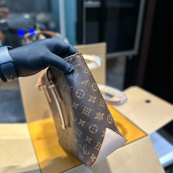 LOUIS VUITTON PIANO BAG MONOGRAM CANVAS BROWN 33CM M12095 - Image 5