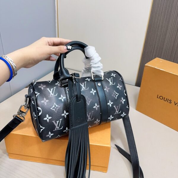 LOUIS VUITTON KEEPALL BANDOULIÈRE 25 BAG MONOGRAM BRUSHED COWHIDE BLACK 25CM M11595 - Image 6