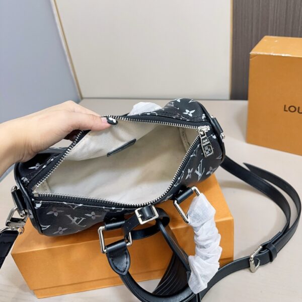 LOUIS VUITTON KEEPALL BANDOULIÈRE 25 BAG MONOGRAM BRUSHED COWHIDE BLACK 25CM M11595 - Image 2