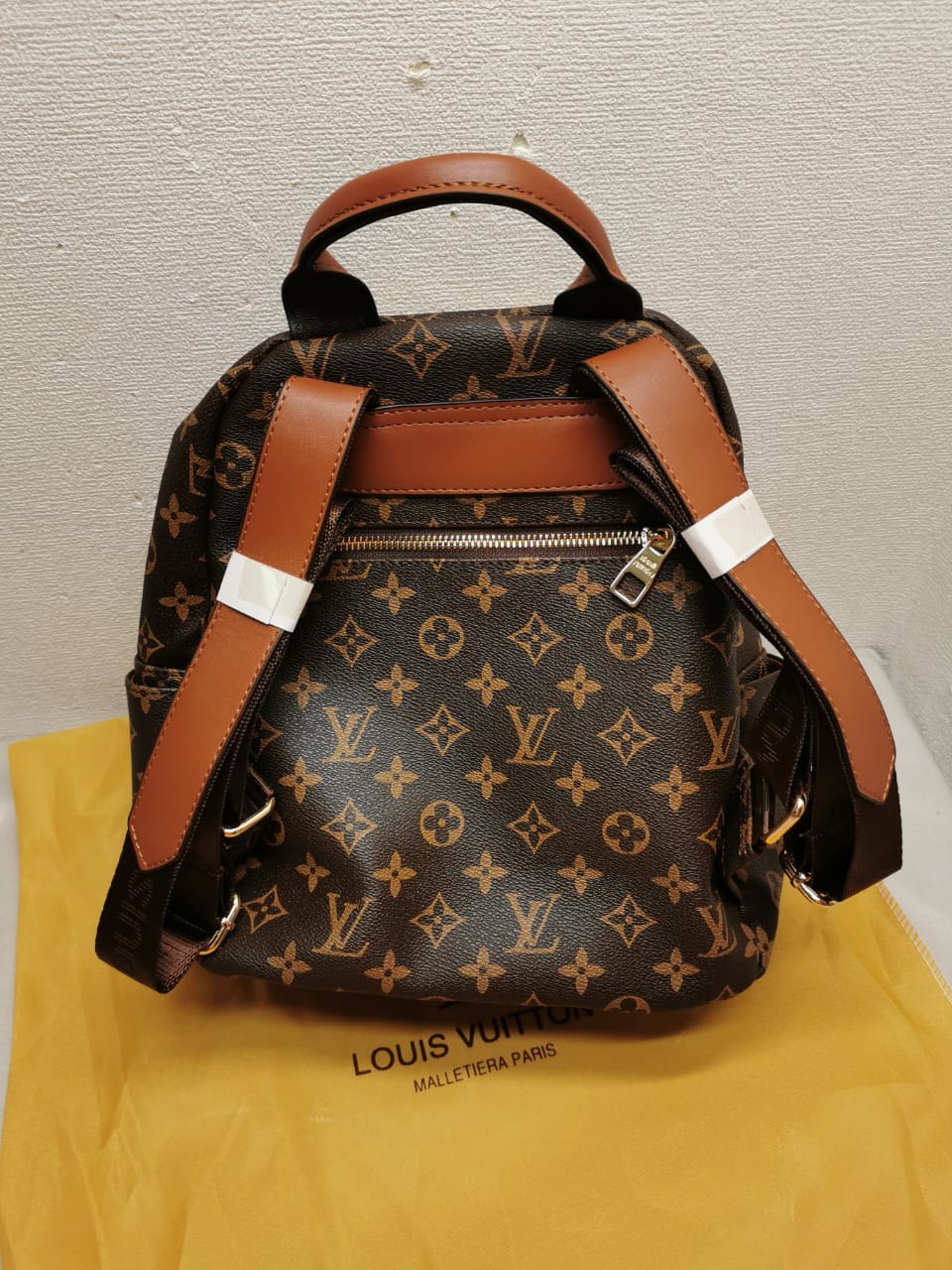 LOUIS VUITTON BACKPACK MONOGRAM DARK BROWN 31CM - Image 2