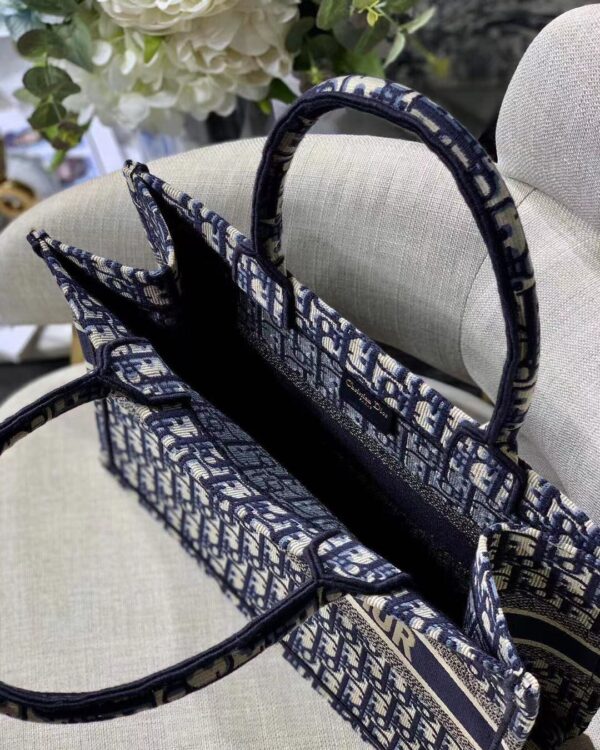 DIOR PERSONALIZED MEDIUM BOOK TOTE BLUE DIOR PERSONALIZED OBLIQUE EMBROIDERY 36CM M1296ZRIW M928 - Image 8