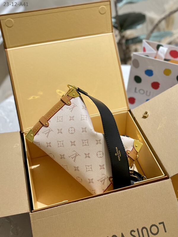 LOUIS VUITTON SIDE TRUNK BAG MONOGRAM BEIGE 18CM - Image 3
