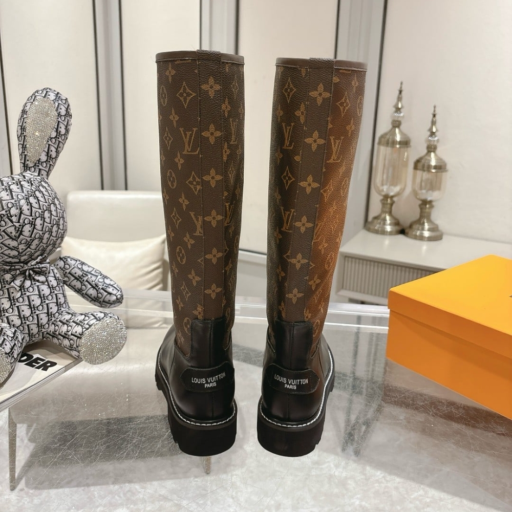 LOUIS VUITTON LV SQUAD HIGH BOOT MONOGRAM BROWN - Image 4