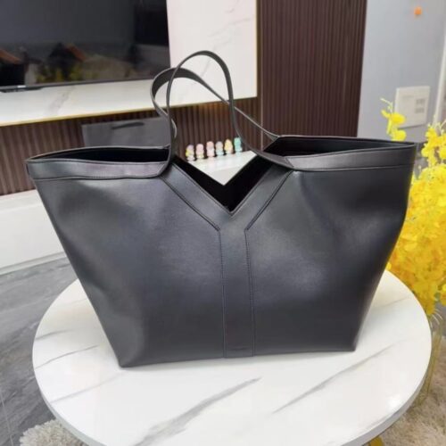 Alternative view of Saint Laurent Y Tote In Leather Bag Black 37cm 817602aaeb31000