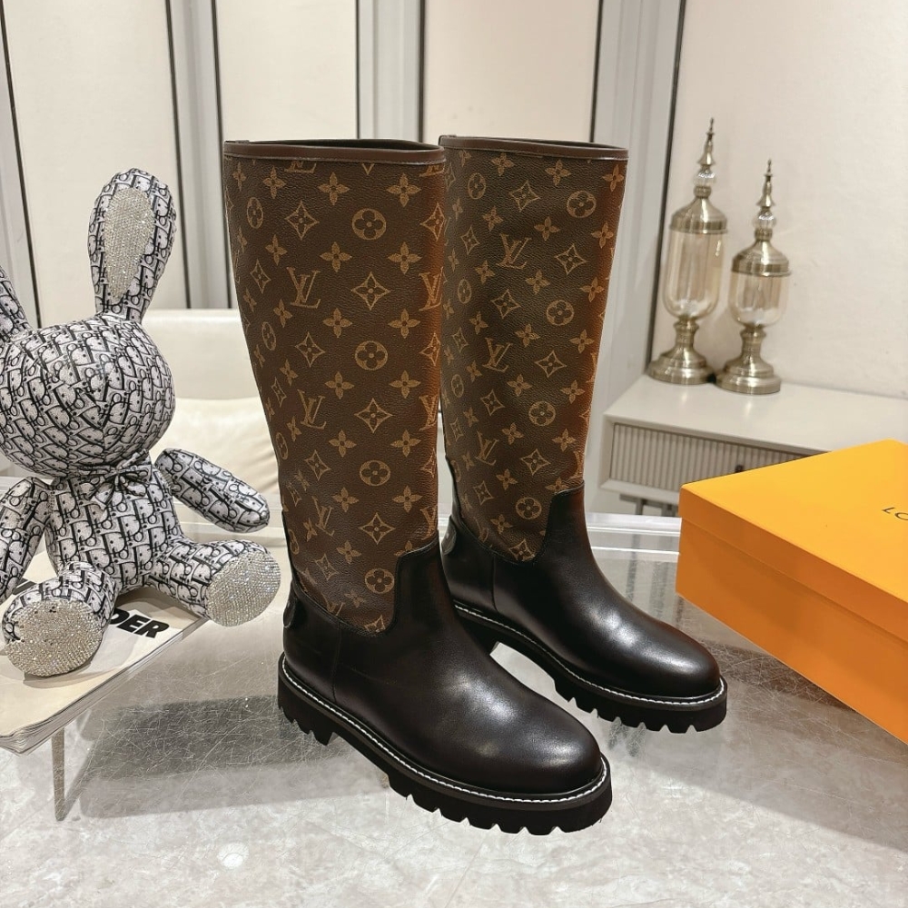 LOUIS VUITTON LV SQUAD HIGH BOOT MONOGRAM BROWN - Image 2