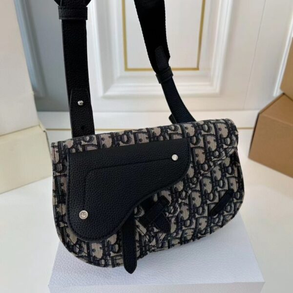 DIOR OBLIQUE CANVAS AND LEATHER SADDLE POUCH BAG BLACK 23CM - Image 2
