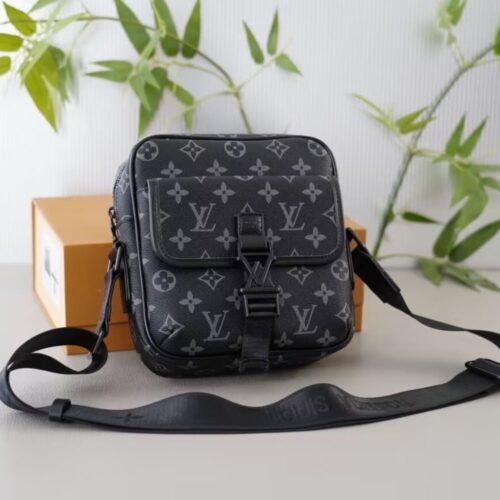 Alternative view of Louis Vuitton Getaway Messenger Monogram Eclipse Bag Black 20Cm M12518