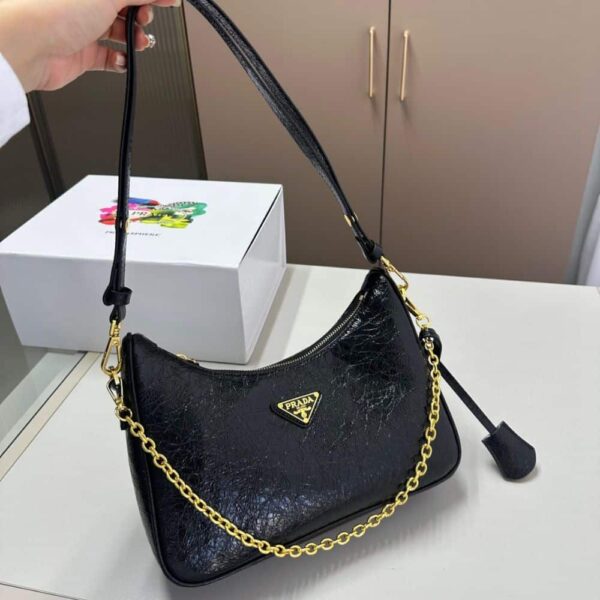 PRADA RE EDITION MINI BAG IN NAPLAK PATENT LEATHER BLACK 28CM - Image 2