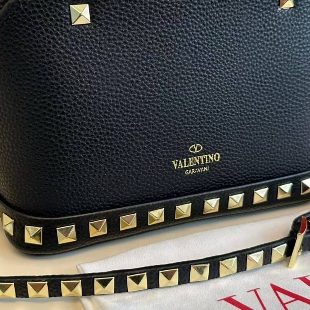 VALENTINO GARAVANI ROCKSTUD HANDBAG IN GRAINY LEATHER BLACK 21CM - Image 7