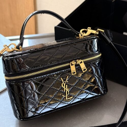 Alternative view of Saint Laurent Gany Vanity Bag In Patent Leather Black 19Cm