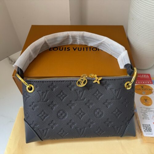Alternative view of Louis Vuitton Pochette Sèvres Gun Metal 24Cm M12174