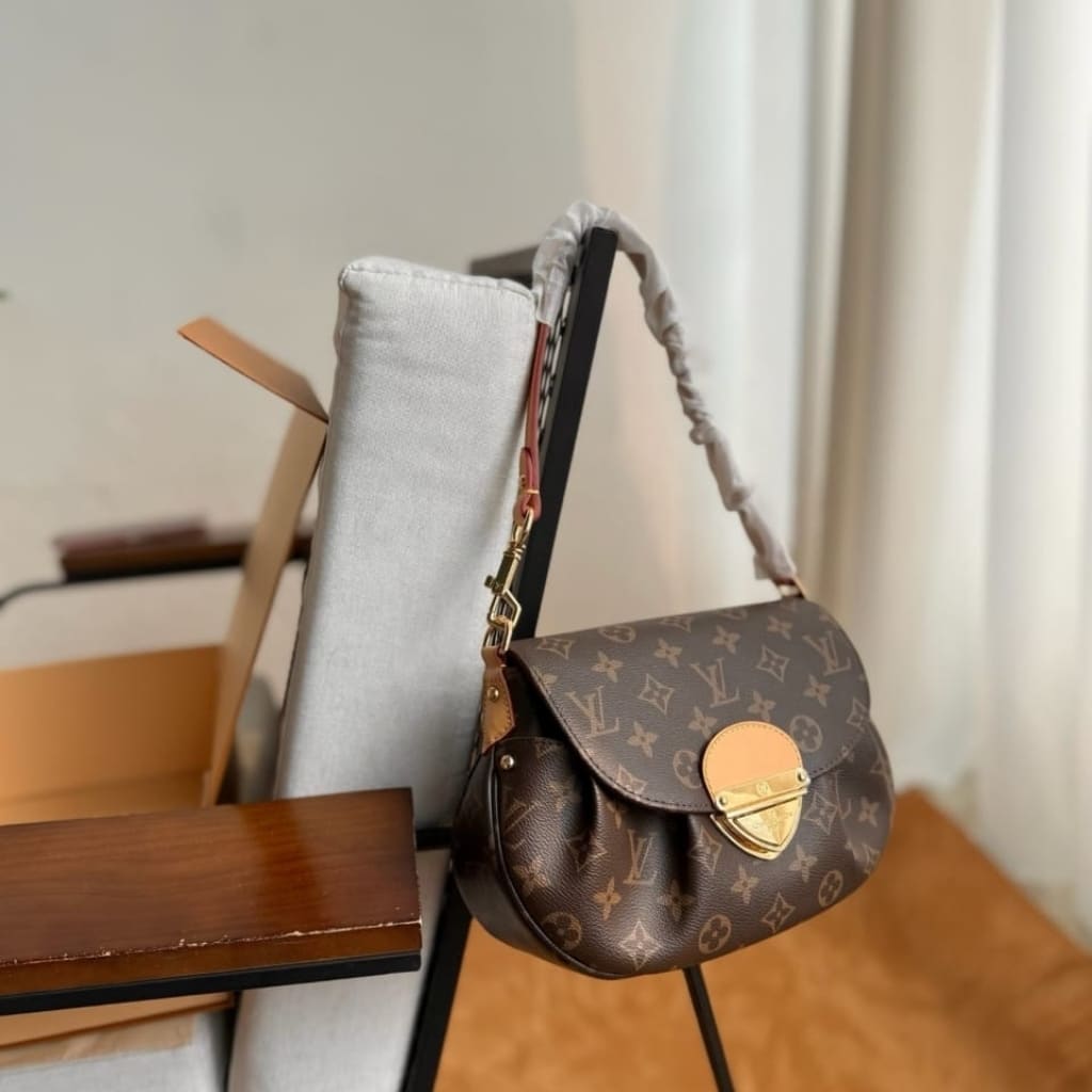 Louis Vuitton Sunset Bag Monogram Canvas 27Cm M13617 - Image 5