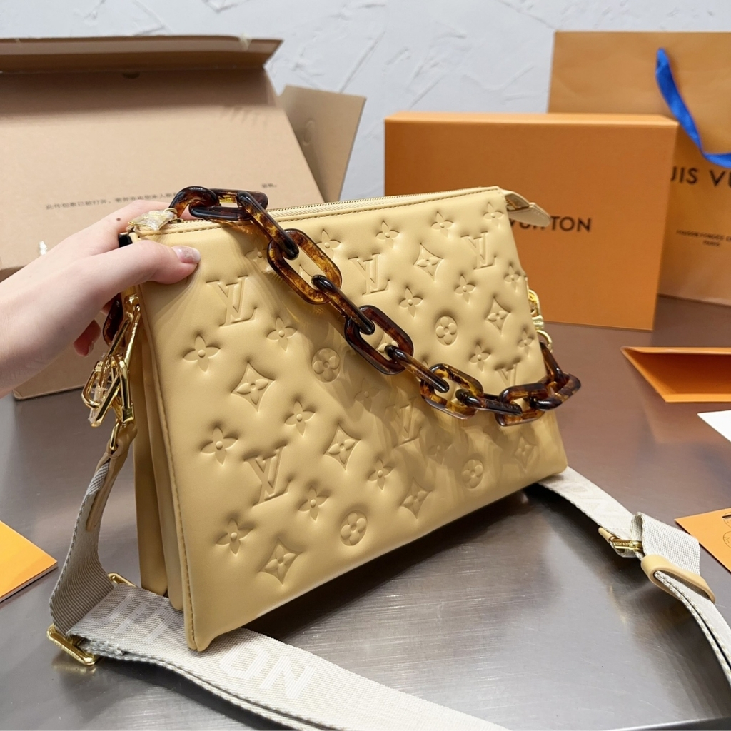 Louis Vuitton Coussin PM Bag Yellow 26cm M22335 - Image 8