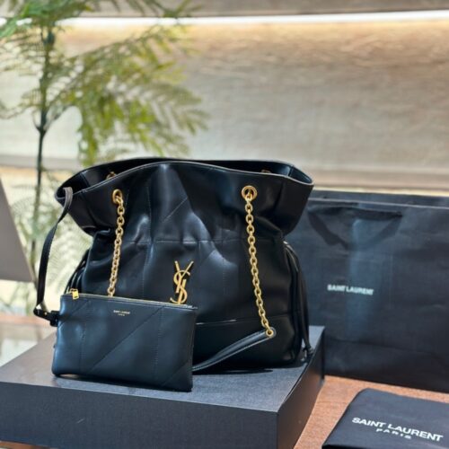 Alternative view of Saint Laurent Jamie 4 3 Shopping In Black 34Cm 809824Aab321000