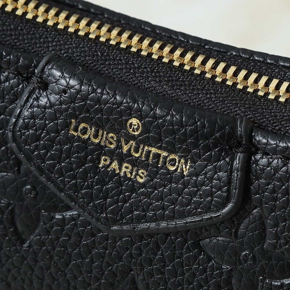 LOUIS VUITTON EASY POUCH ON STRAP BLACK 21CM M80349 - Image 6