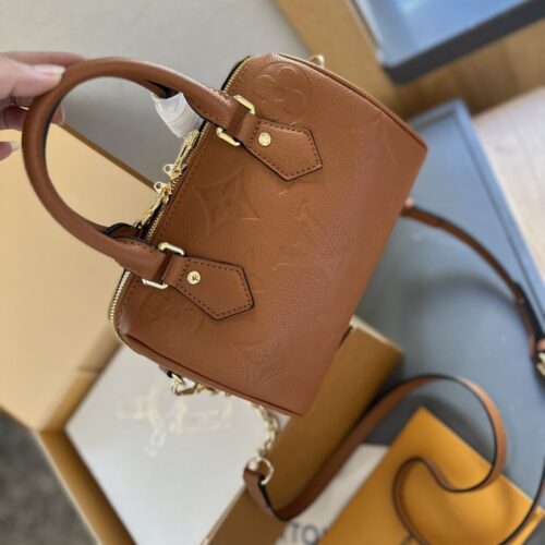 Alternative view of Louis Vuitton Speedy Bandoulière 20 Cognac Brown 20Cm