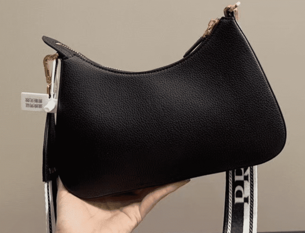 PRADA HOBO BAG BLACK 23CM - Image 3