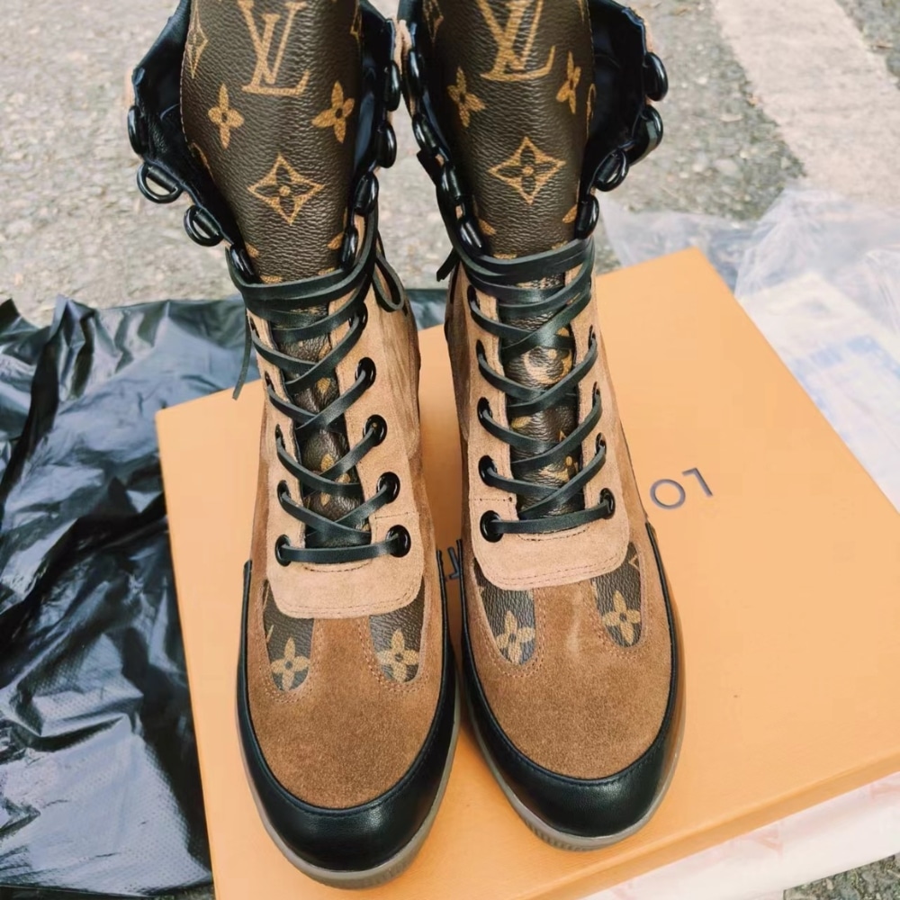 LOUIS VUITTON LAUREATE DESERT BOOT BEIGE 1A4XYG - Image 2