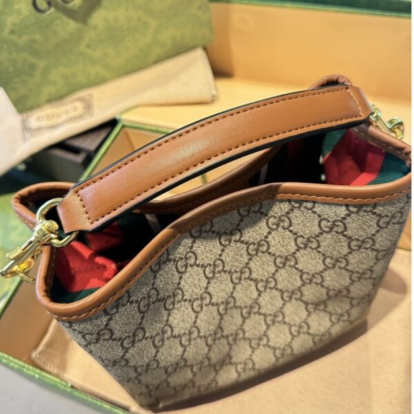 GUCCI GG EMBLEM MINI BUCKET BAG BEIGE AND DARK BROWN 21CM ‎815118 FAD6L 9758 - Image 5