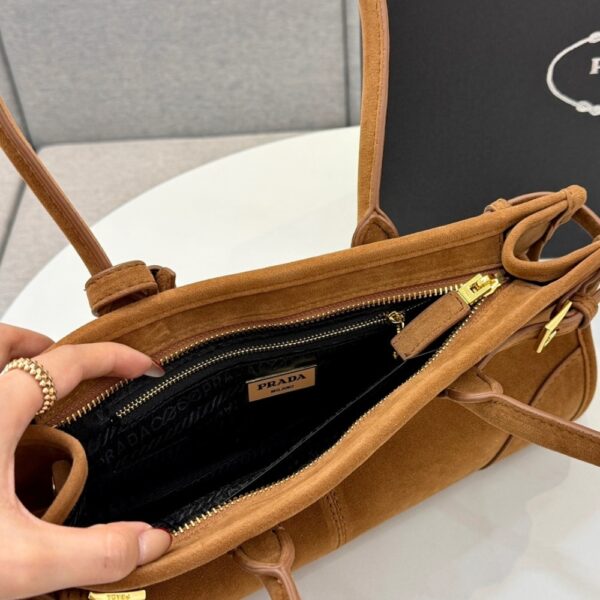 PRADA MEDIUM SUEDE HANDBAG CINNAMON 32CM 1BA426 2C4S F0401 V MOO - Image 6